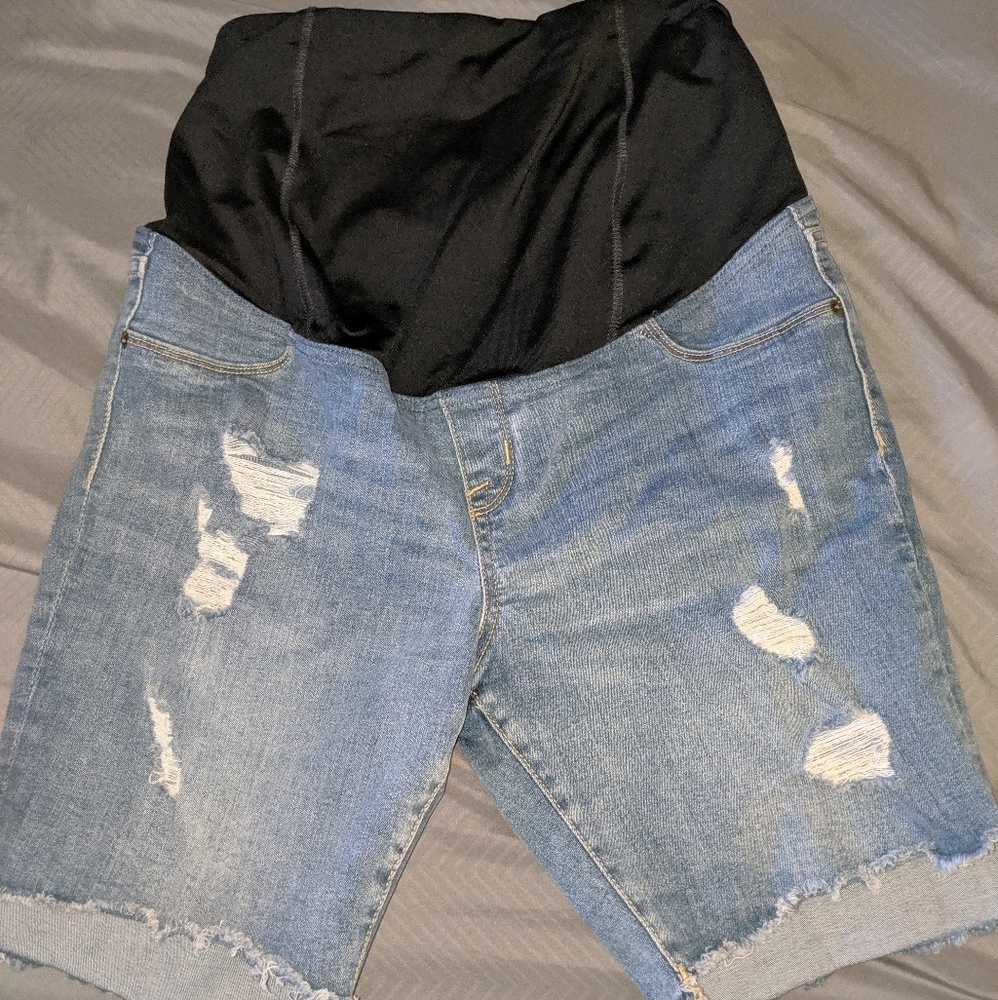 Bermuda Maternity Shorts